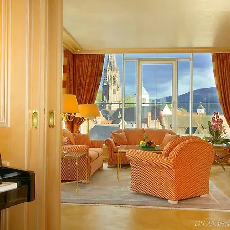 Colombi Hotell 5*