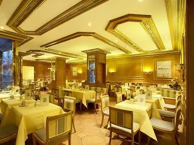 Colombi Hotell 5*